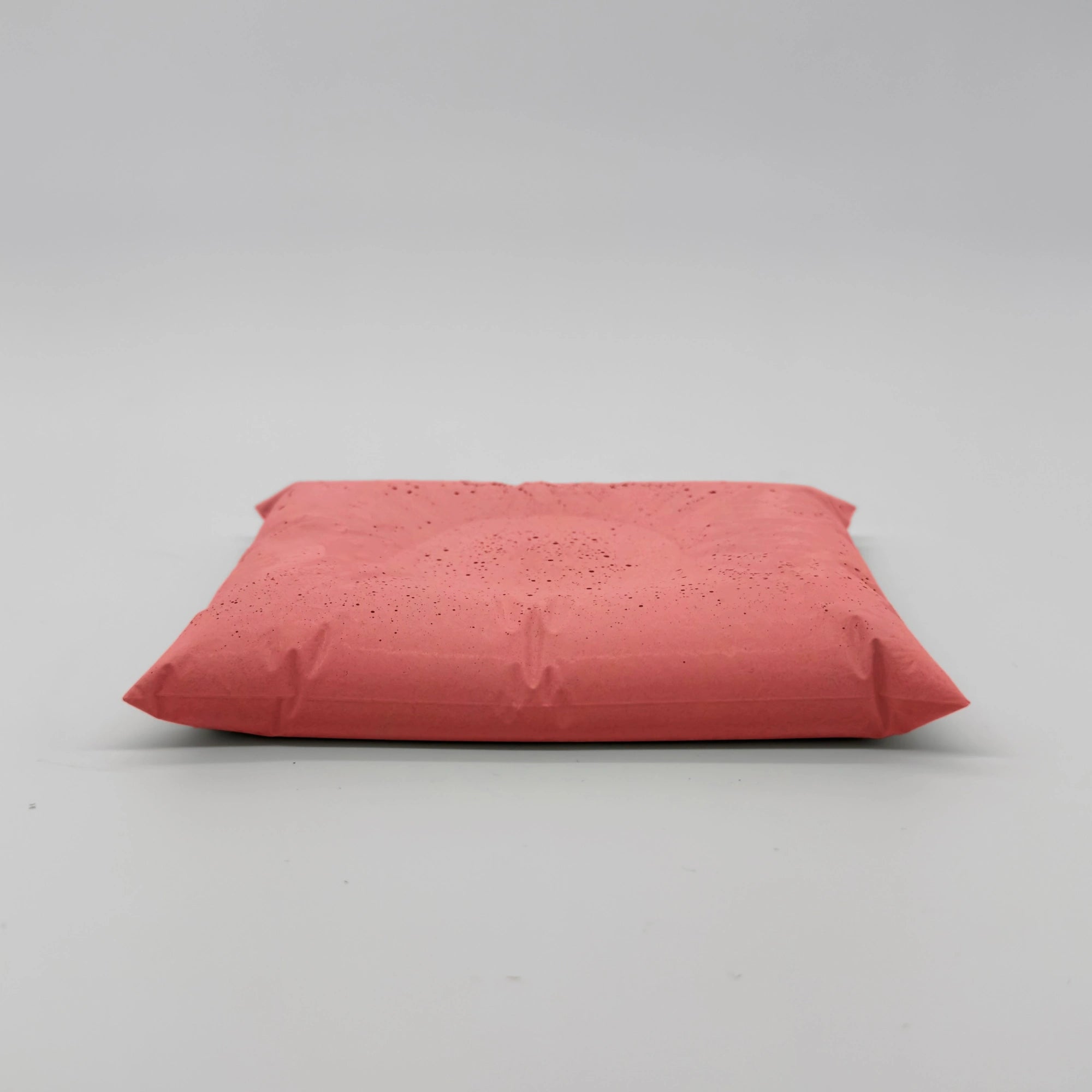 TrayCushion:Beton Polštářkový tácek z UHPC betonu