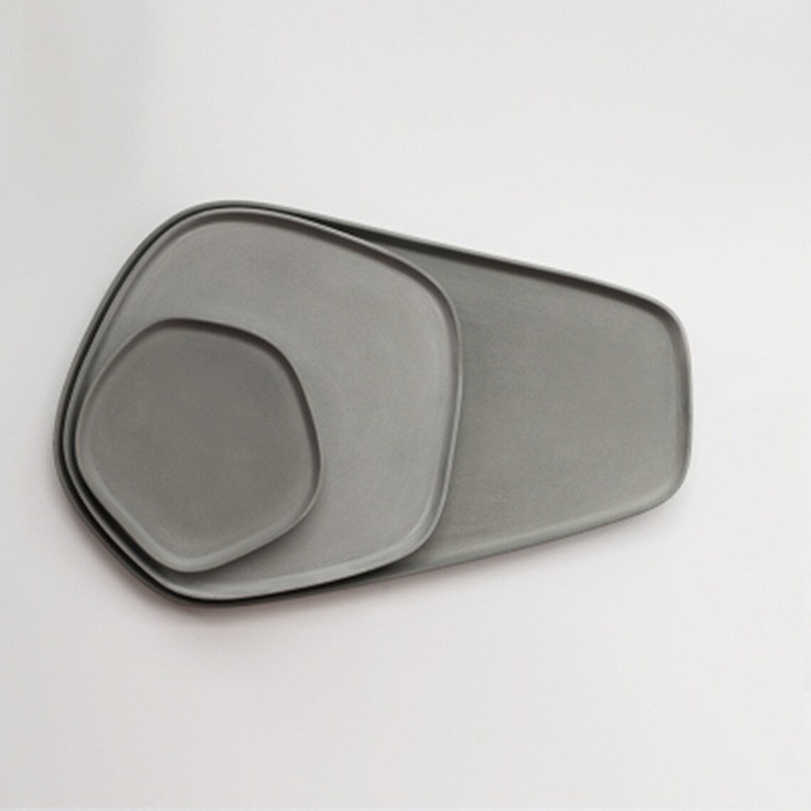 Anomala Tác asymetrický z UHPC betonu 25x25cm