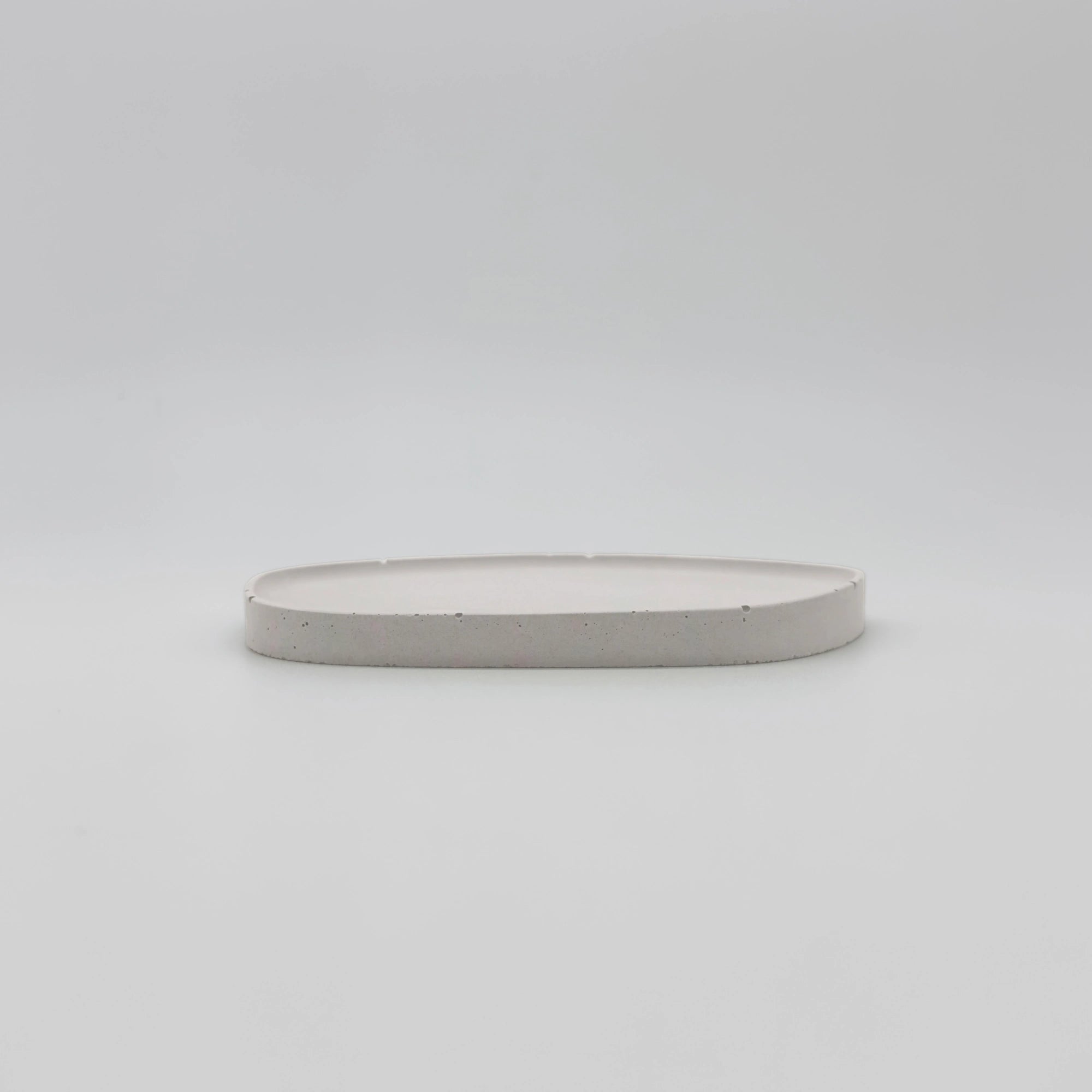 Anomala Tácek asymetrický z UHPC betonu 15x15cm