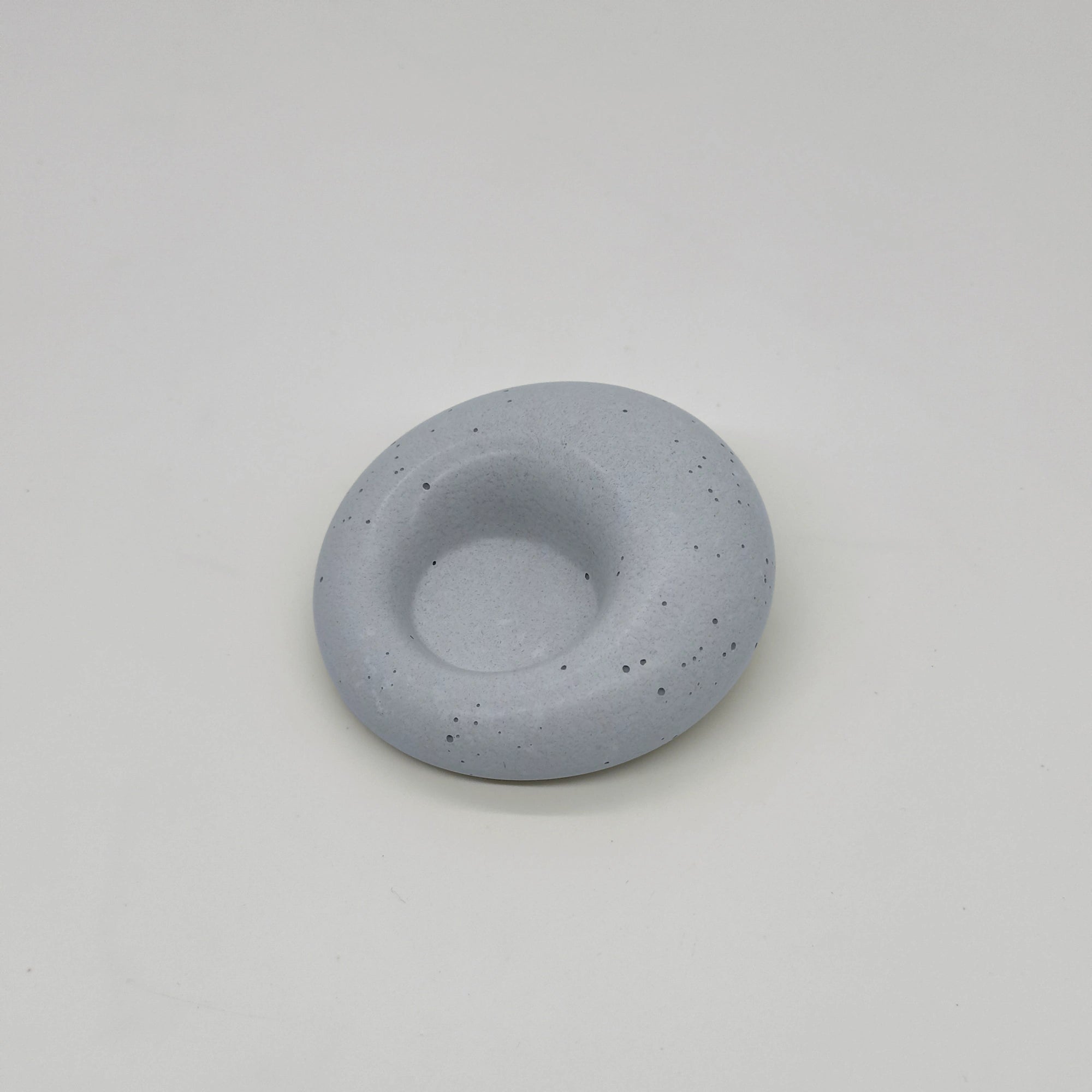 Aura Inclinado mini držák na svíčku z UHPC betonu