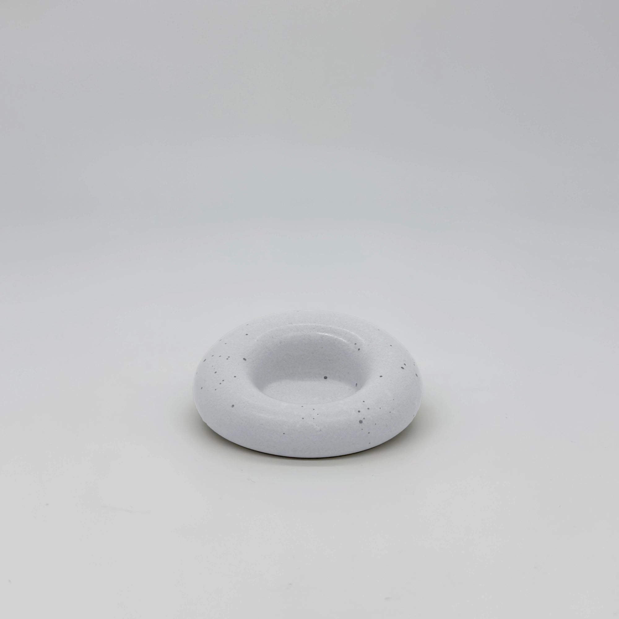 Aura Inclinado mini držák na svíčku z UHPC betonu