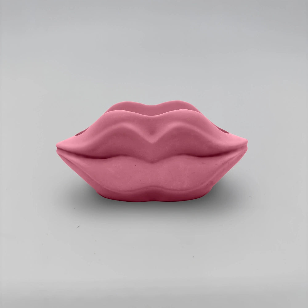 Bacio Pusa multifunkční nádoba z betonu