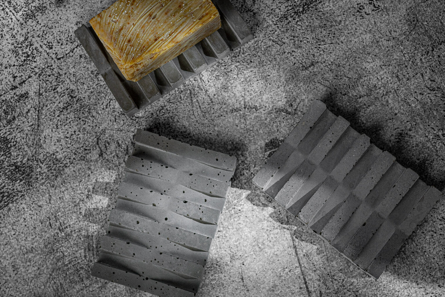 SoapRack Mýdelník Podložka pod mýdlo z betonu symetrická se žlábky