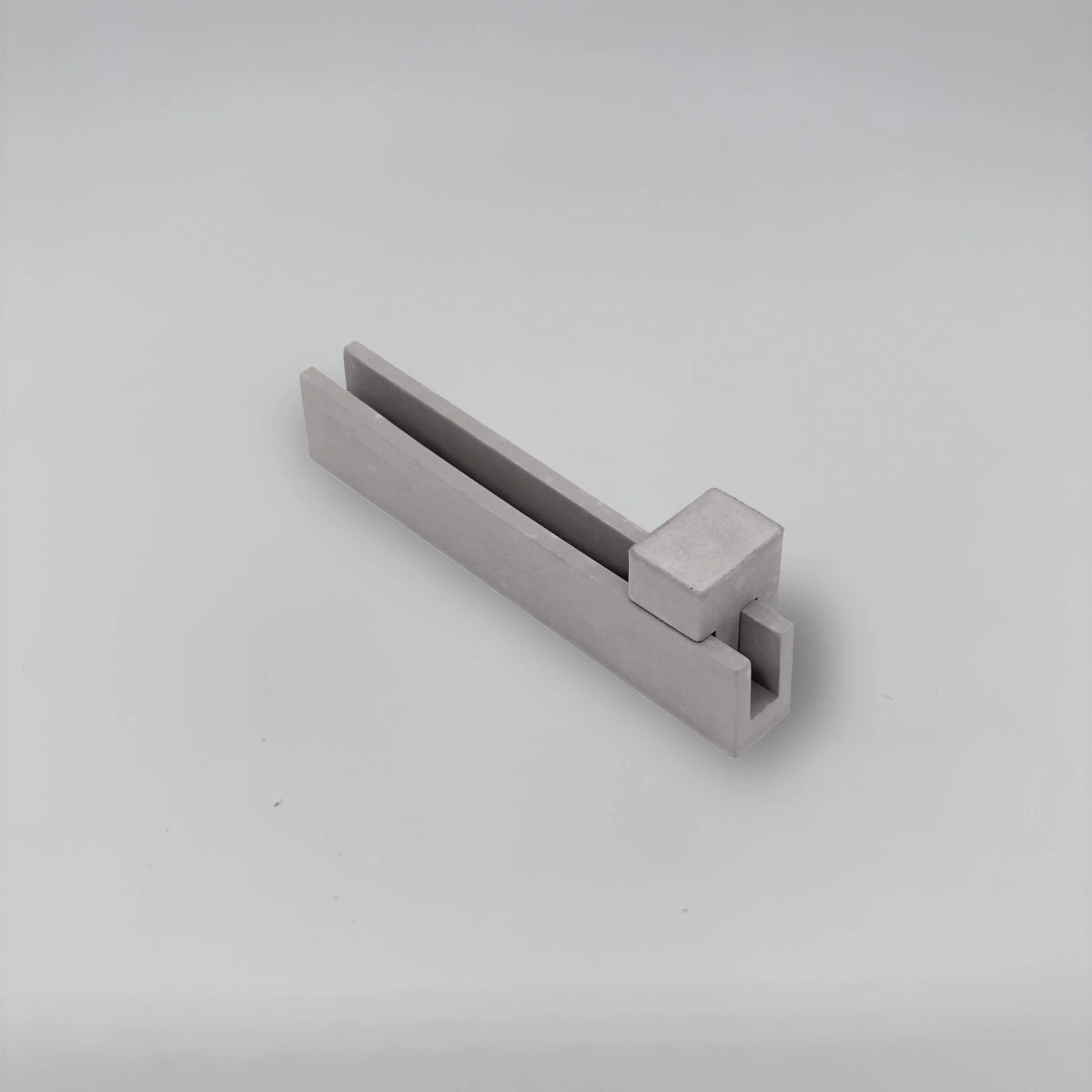 BlockBase multifunkční podstavec a držák z betonu + zarážka