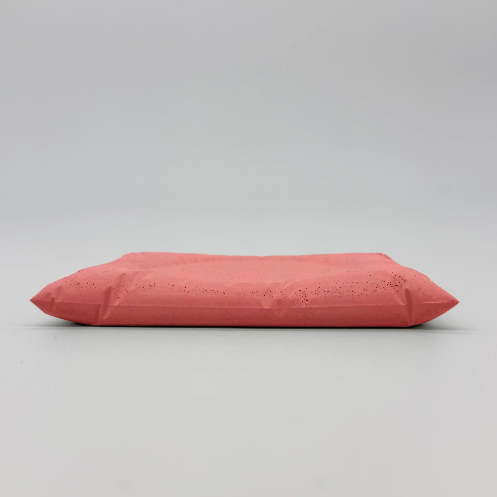 CoasterCushion:Beton Polštářkový podtácek z UHPC betonu