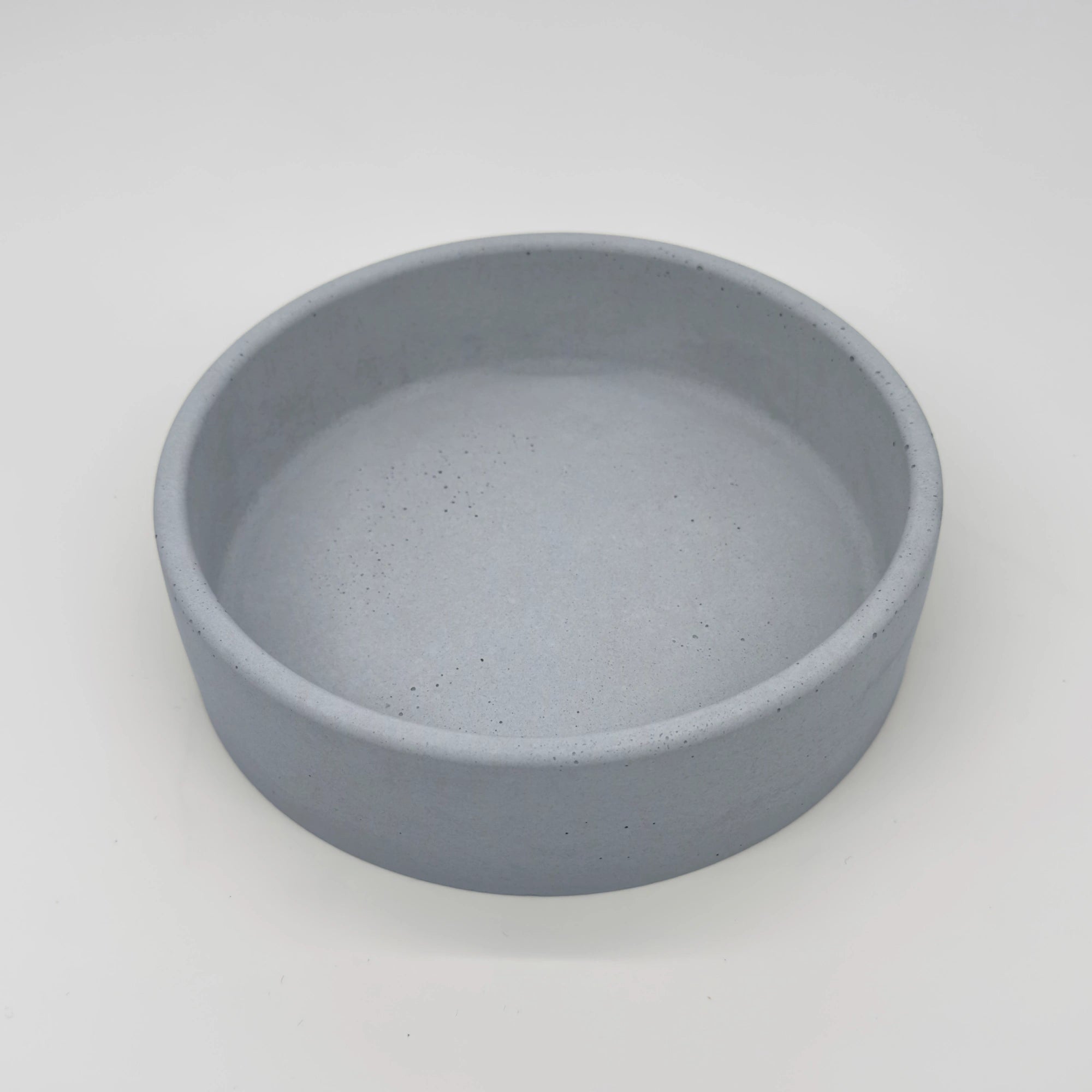 FlatBowl Mísa s plochým dnem z UHPC betonu kulatá