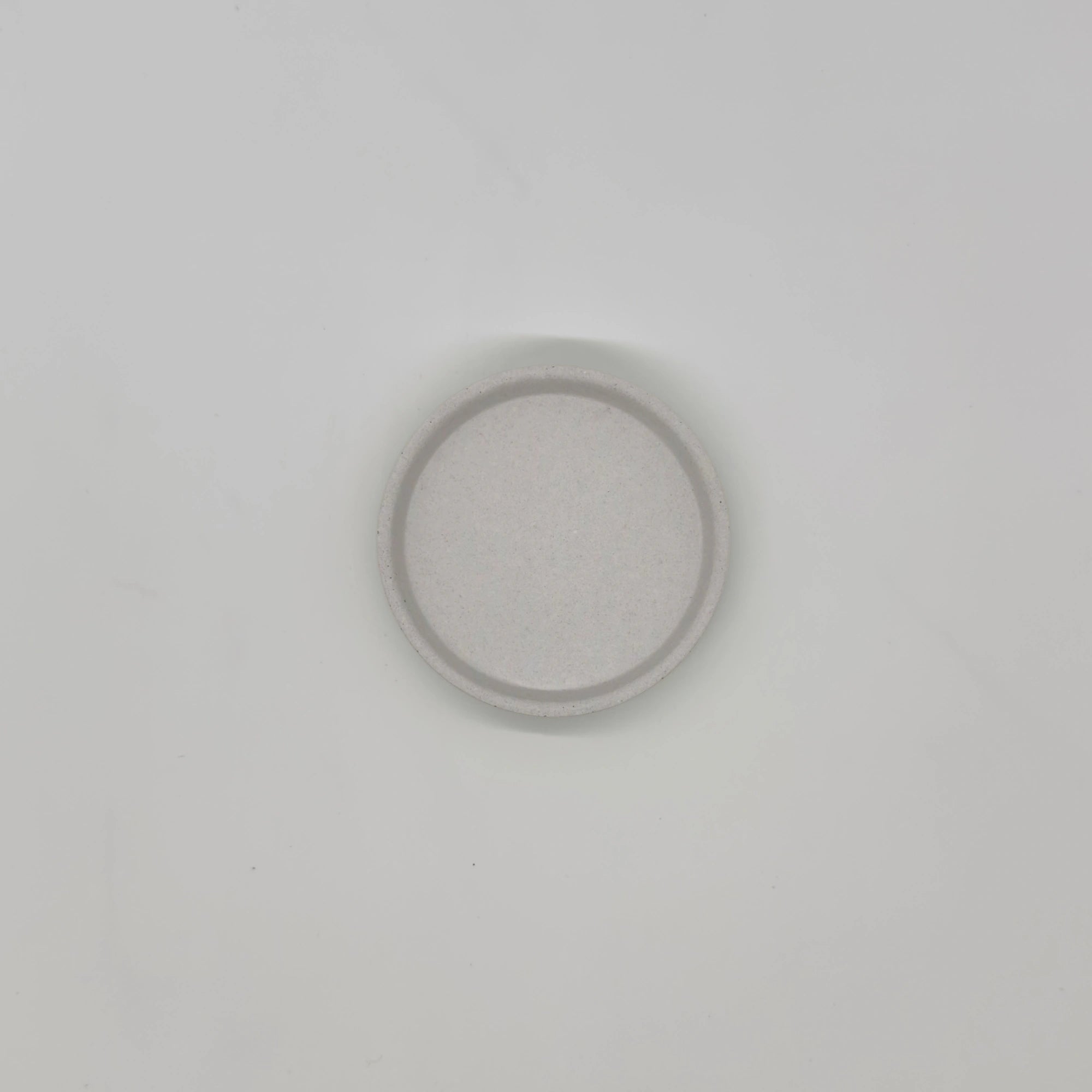 Rounder Podtácek s hranou z UHPC betonu kulatý 10cm