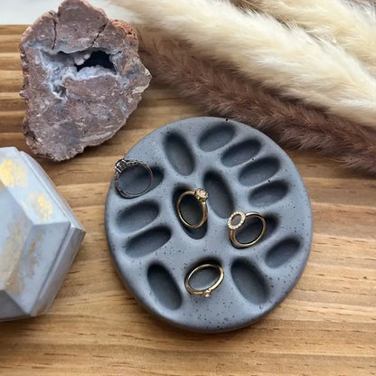 Anillero Organizér na prsteny z UHPC betonu