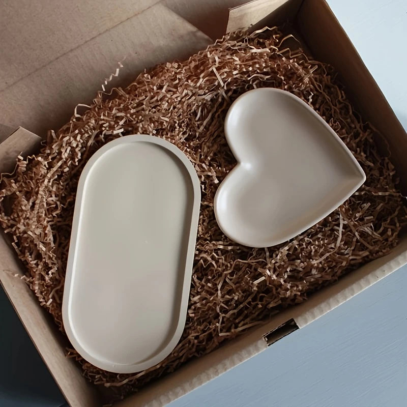 Plateau cœur Srdcový tácek ve tvaru srdce z betonu