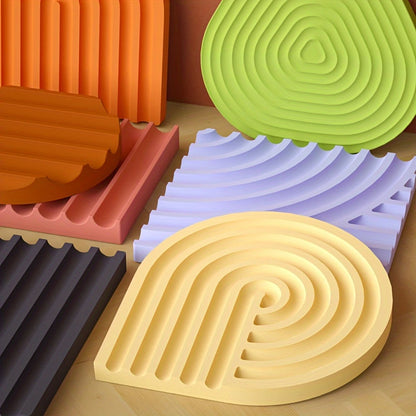 Circum Podtácek dokola s vroubka z betonu