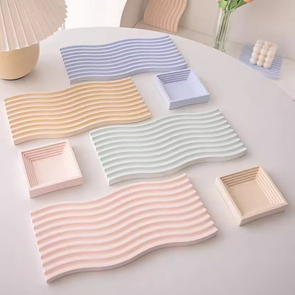 Fluctus Tác vlnitý obdélník s vroubky z UHPC betonu