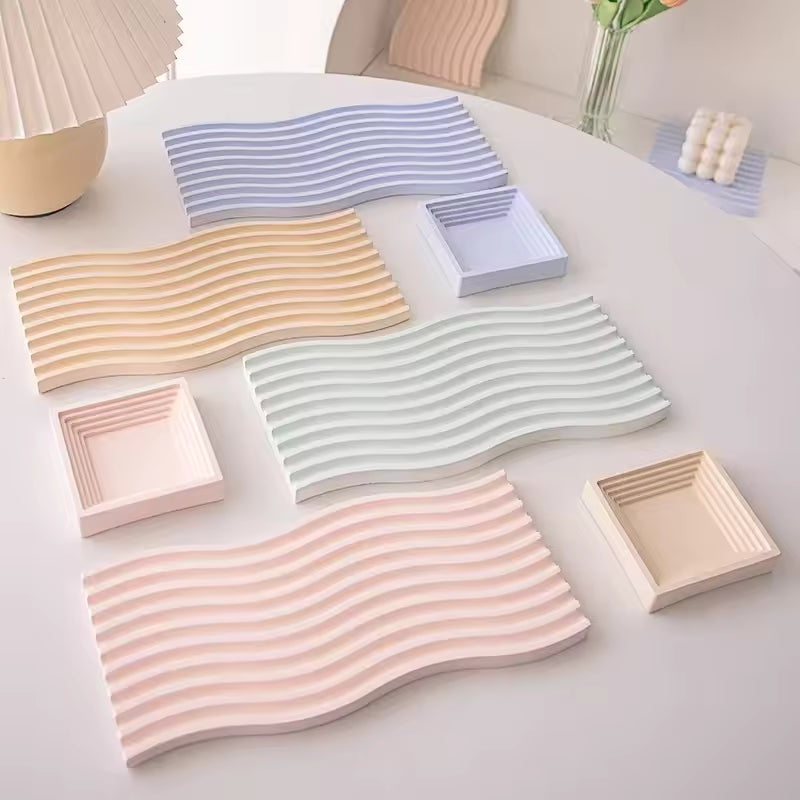 Fluctus Tác vlnitý obdélník s vroubky z UHPC betonu