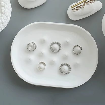 RingNest Organizér na prsteny a šperky z betonu oválný obdélník