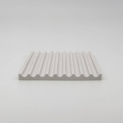 Angularis Tácek s vroubky z UHPC betonu čtvercový