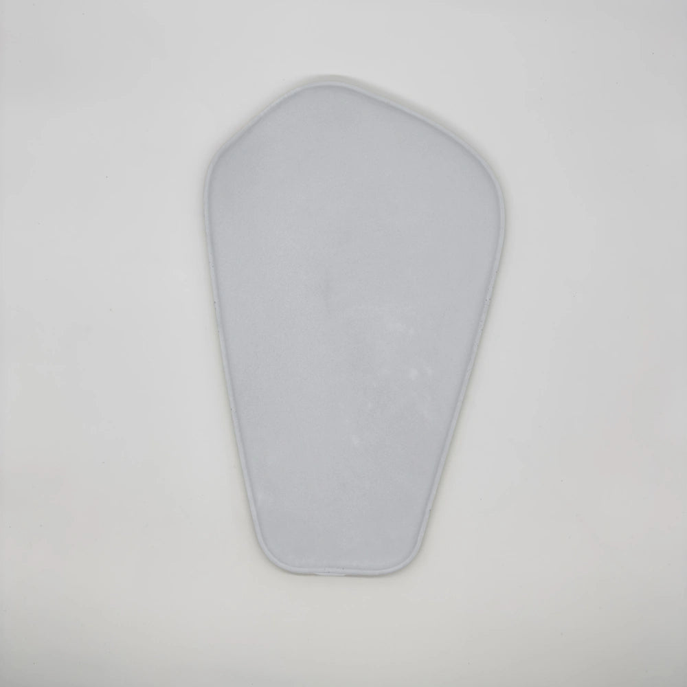 Anomala Podnos asymetrický z UHPC betonu 42x26cm