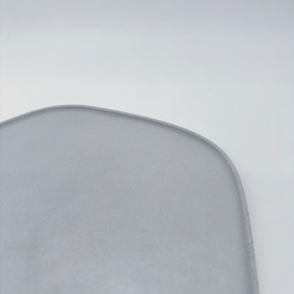 Anomala Podnos asymetrický z UHPC betonu 42x26cm