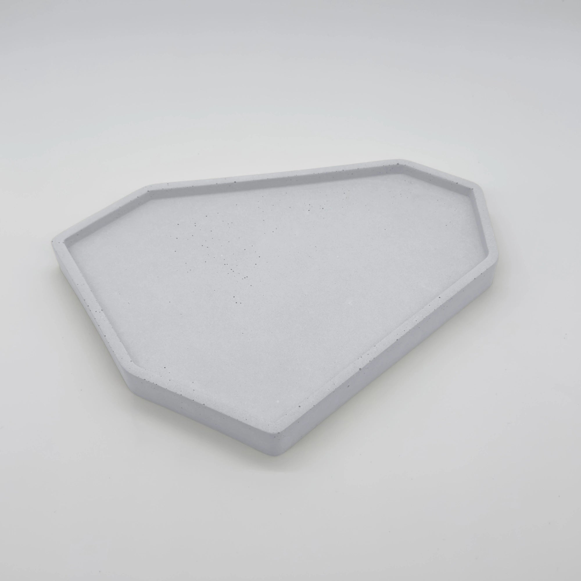 Polygon Podnos a tác polygonální z UHPC betonu 31x24cm