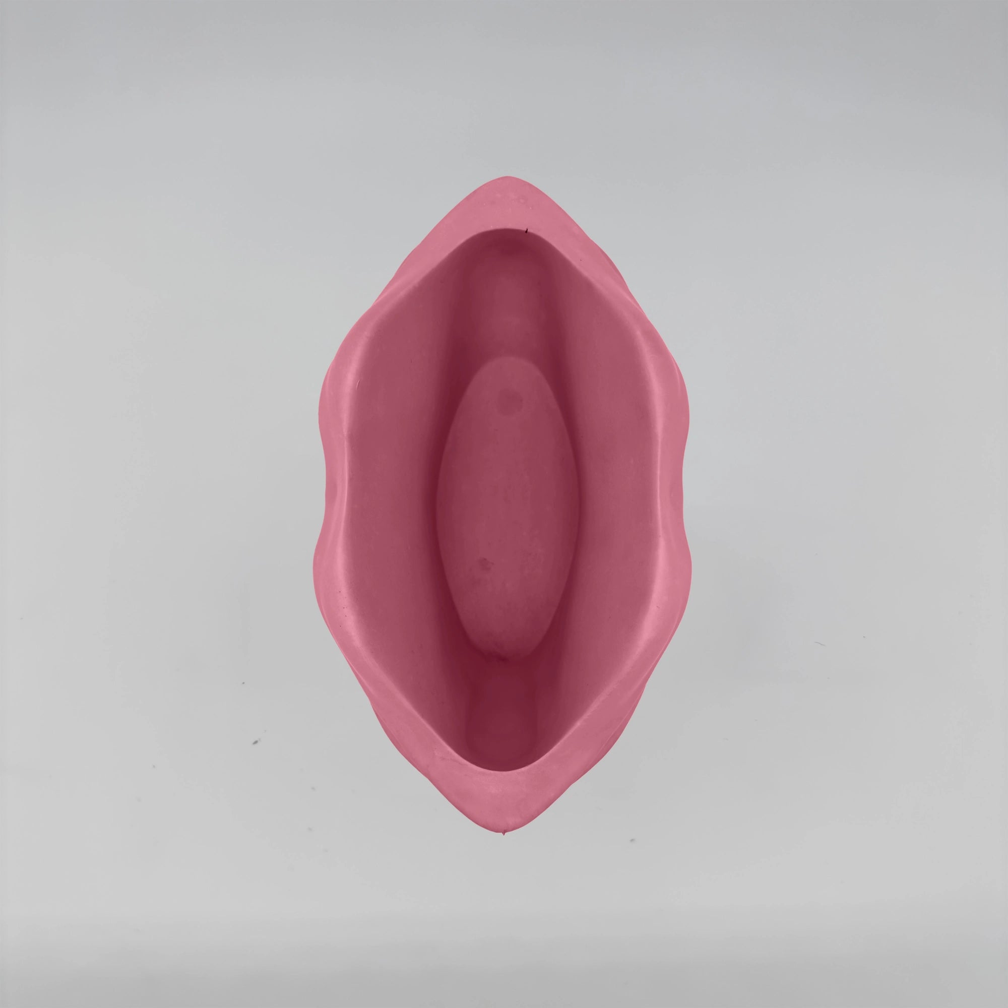 Bacio Pusa multifunkční nádoba z betonu