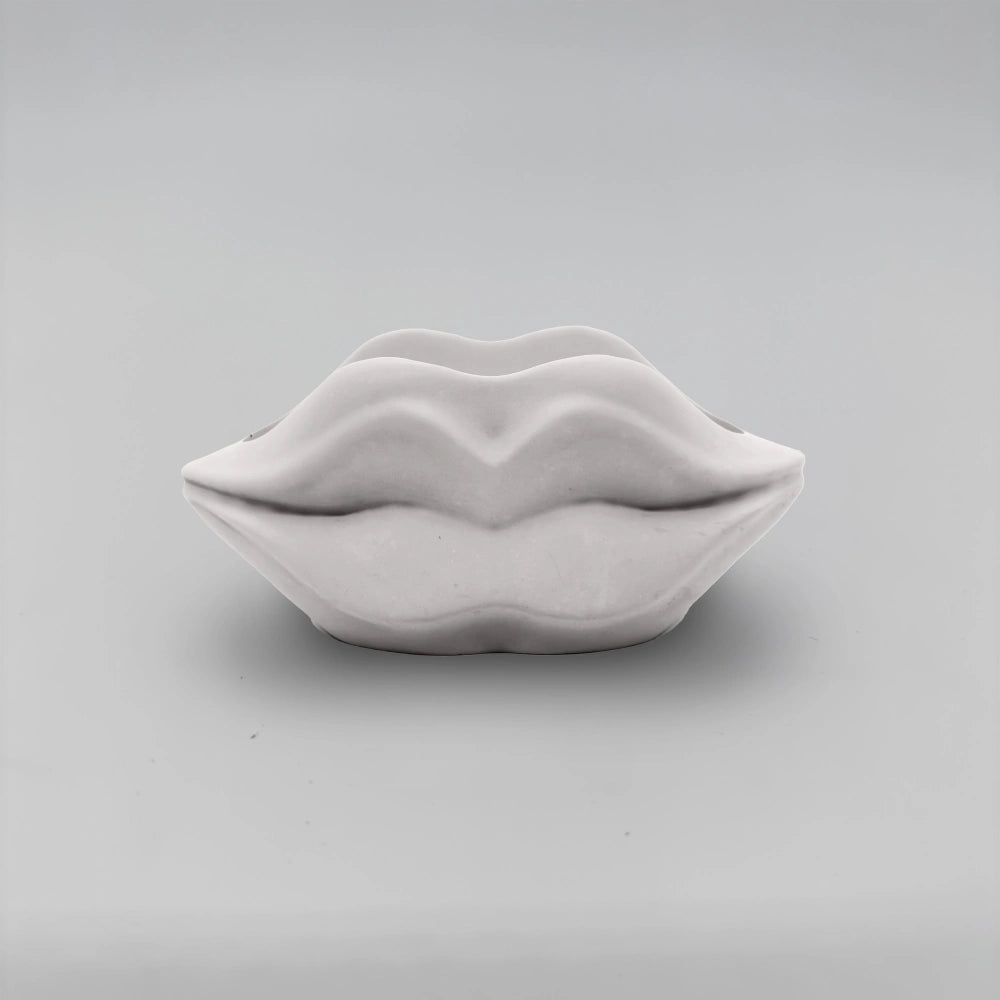 Bacio Pusa multifunkční nádoba z betonu