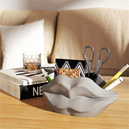 Bacio Pusa multifunkční nádoba z betonu