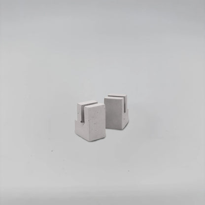 BlockBase mini podstavec a držák z betonu sada 2ks