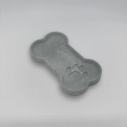 Bone Kostička tácek na granule a pamlsky z betonu