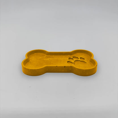 Bone Kostička tácek na granule a pamlsky z betonu