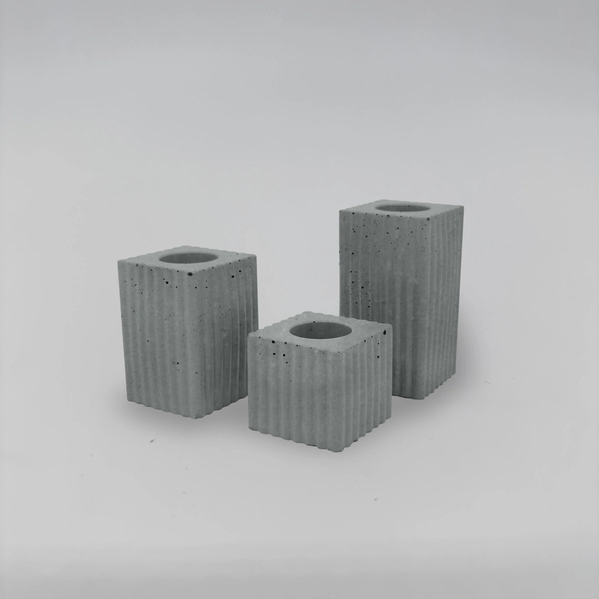 Candelabra 3 Držáky Sada na svícny vroubkované z beton