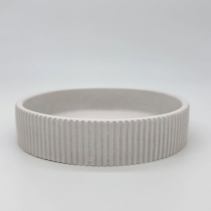 Carinis Mísa s plochým dnem s vroubkovaným okrajem z UHPC betonu kulatá