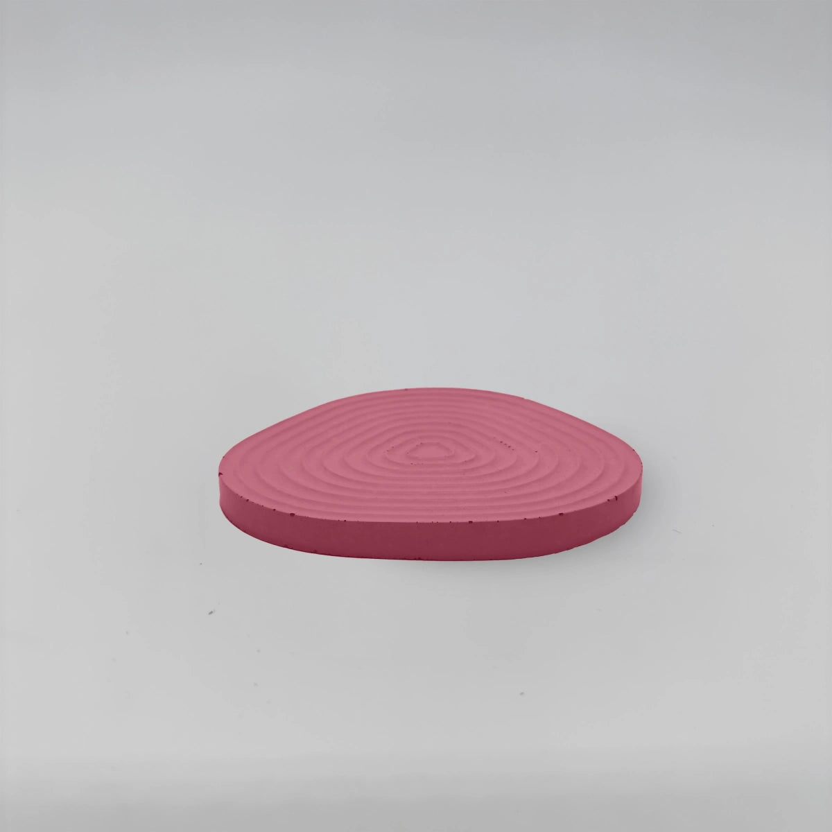 Circum Podtácek dokola s vroubka z betonu