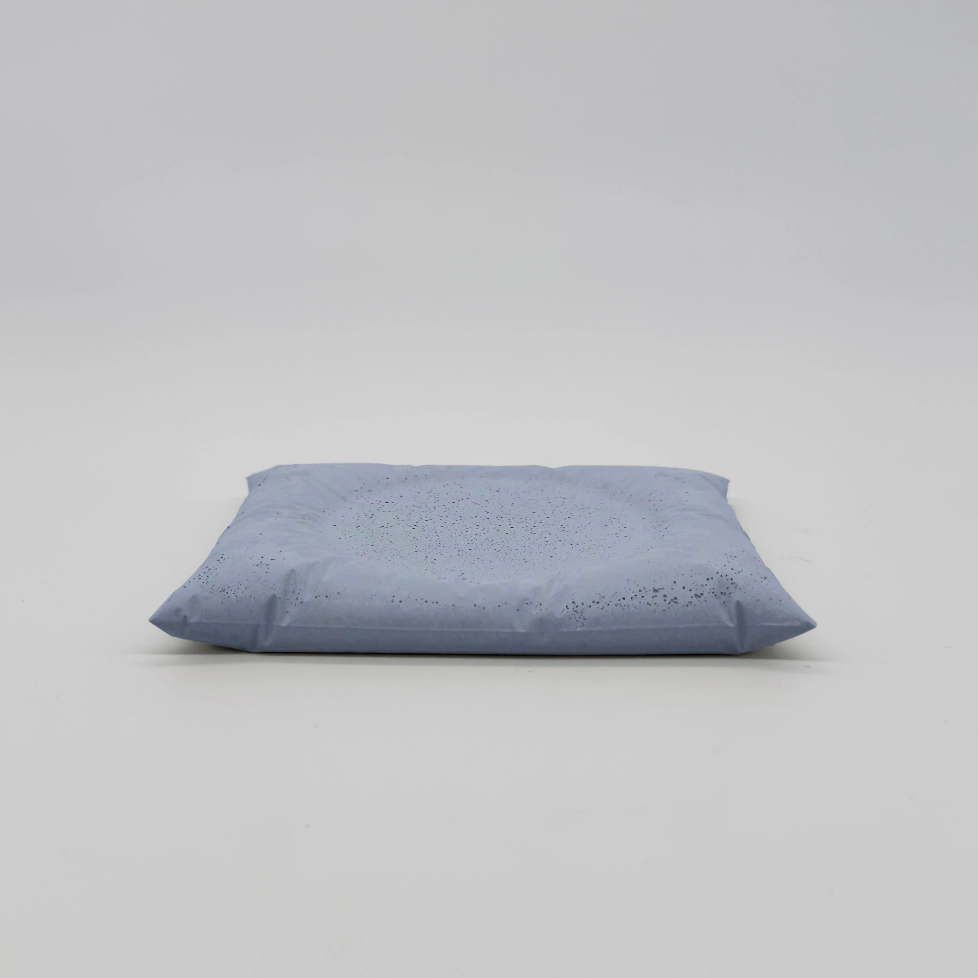 CoasterCushion:Beton Polštářkový podtácek z UHPC betonu