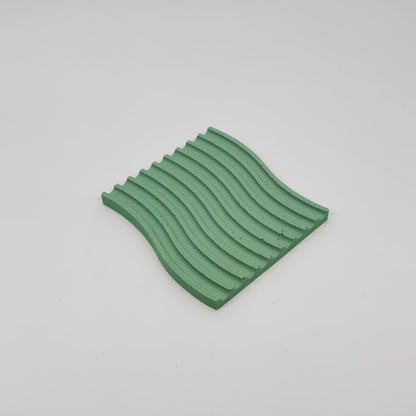 Fluctus Tácek vlnitý čtverec s vroubky z UHPC betonu