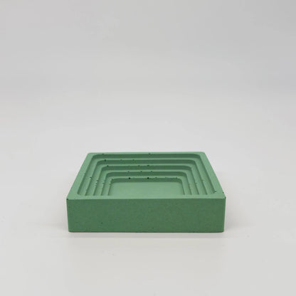 Gradus Tácek se schodovým okrajem z UHPC betonu