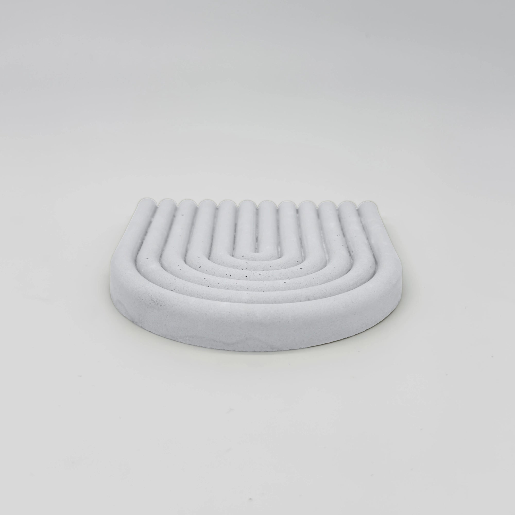 Iris Tác odkládací duha vroubkovaný z UHPC betonu