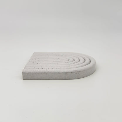 Iris Tác odkládací duha vroubkovaný z UHPC betonu