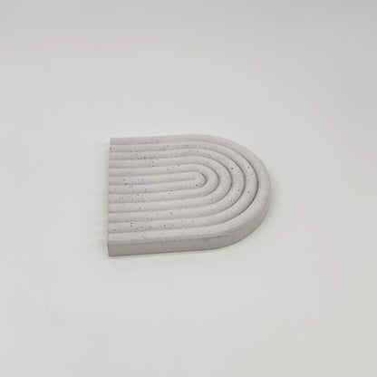 Iris Tác odkládací duha vroubkovaný z UHPC betonu