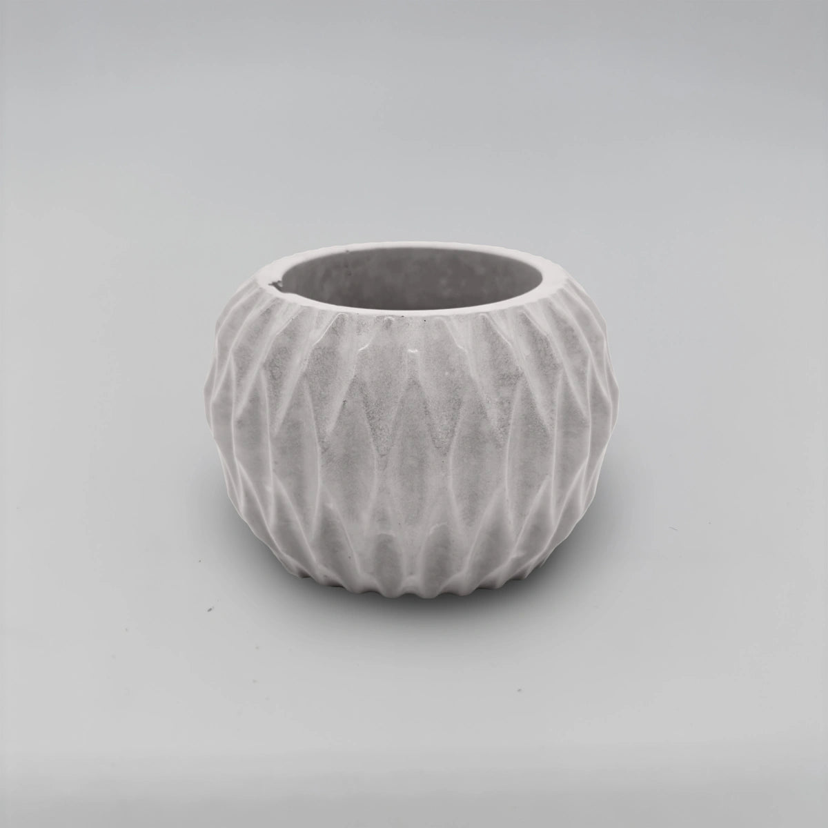 Paralel Nádobka z betonu s geometrickým vzorováním