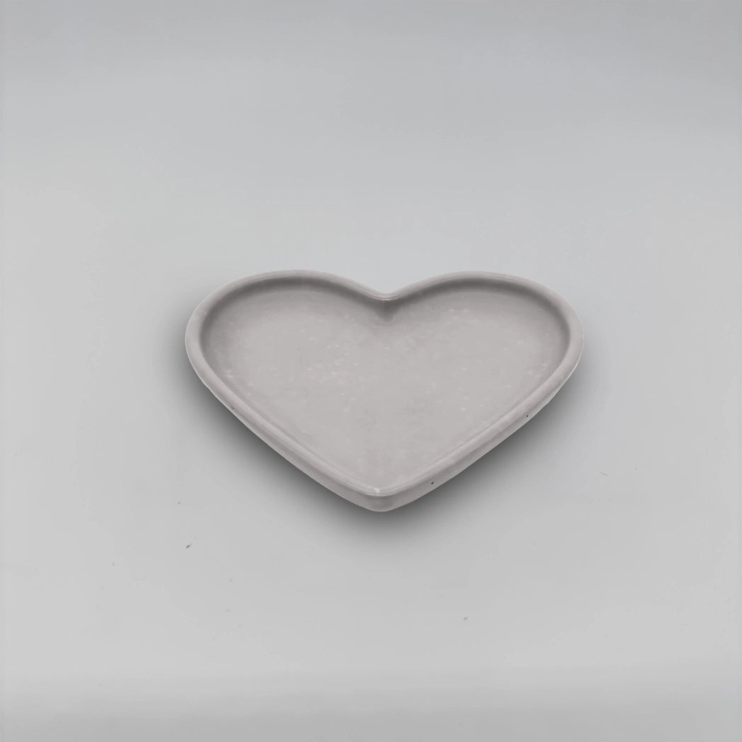 Plateau cœur Srdcový tácek ve tvaru srdce z betonu