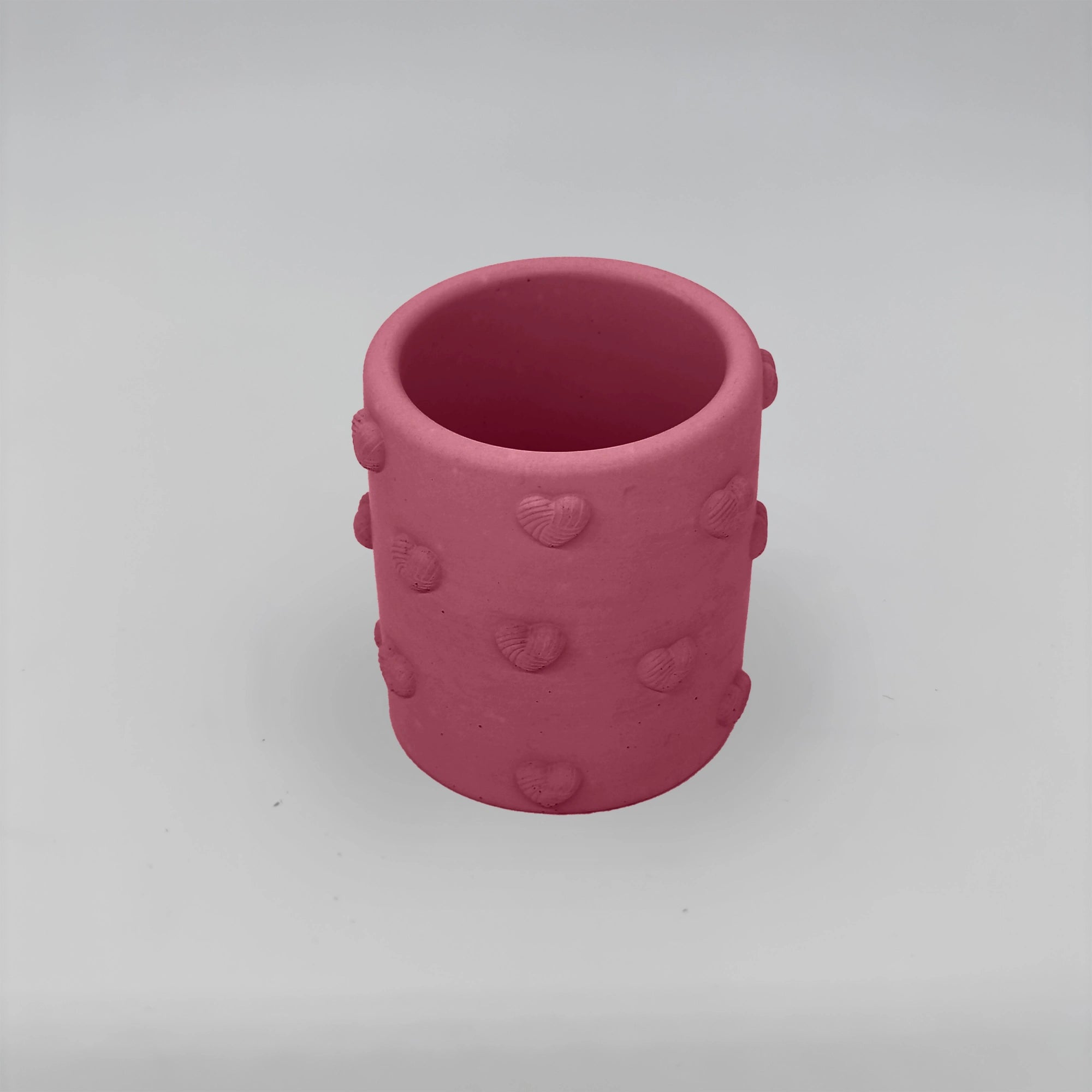 Boîte à cœurs Nádobka se srdíčky z betonu + víčko