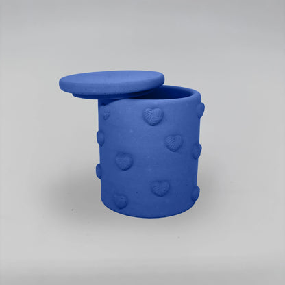 Boîte à cœurs Nádobka se srdíčky z betonu + víčko