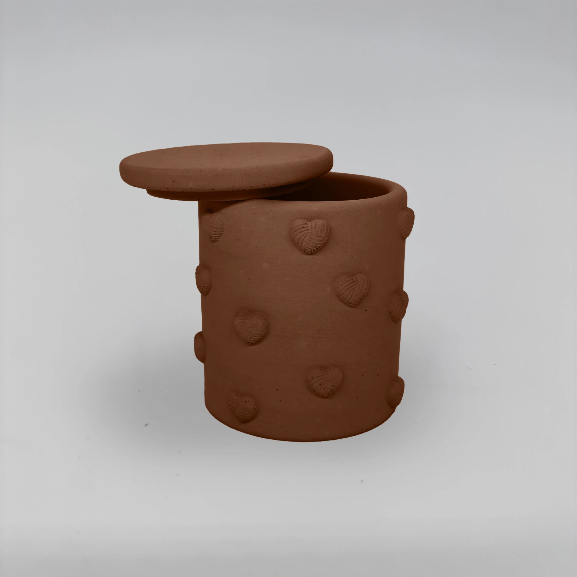 Boîte à cœurs Nádobka se srdíčky z betonu + víčko