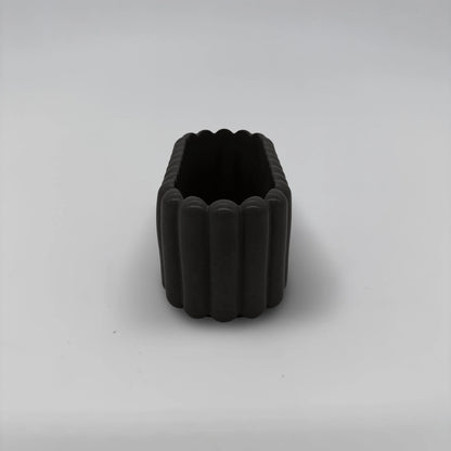 Strisce Nádoba pruhovaná univerzální z betonu oválný obdelník