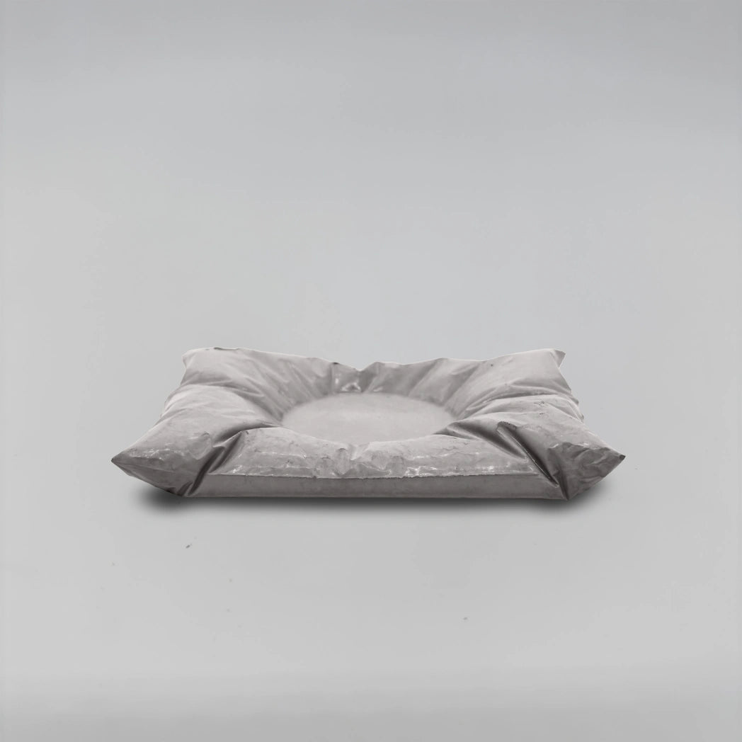 TrayPillow:Beton Polštářkový tácek z betonu