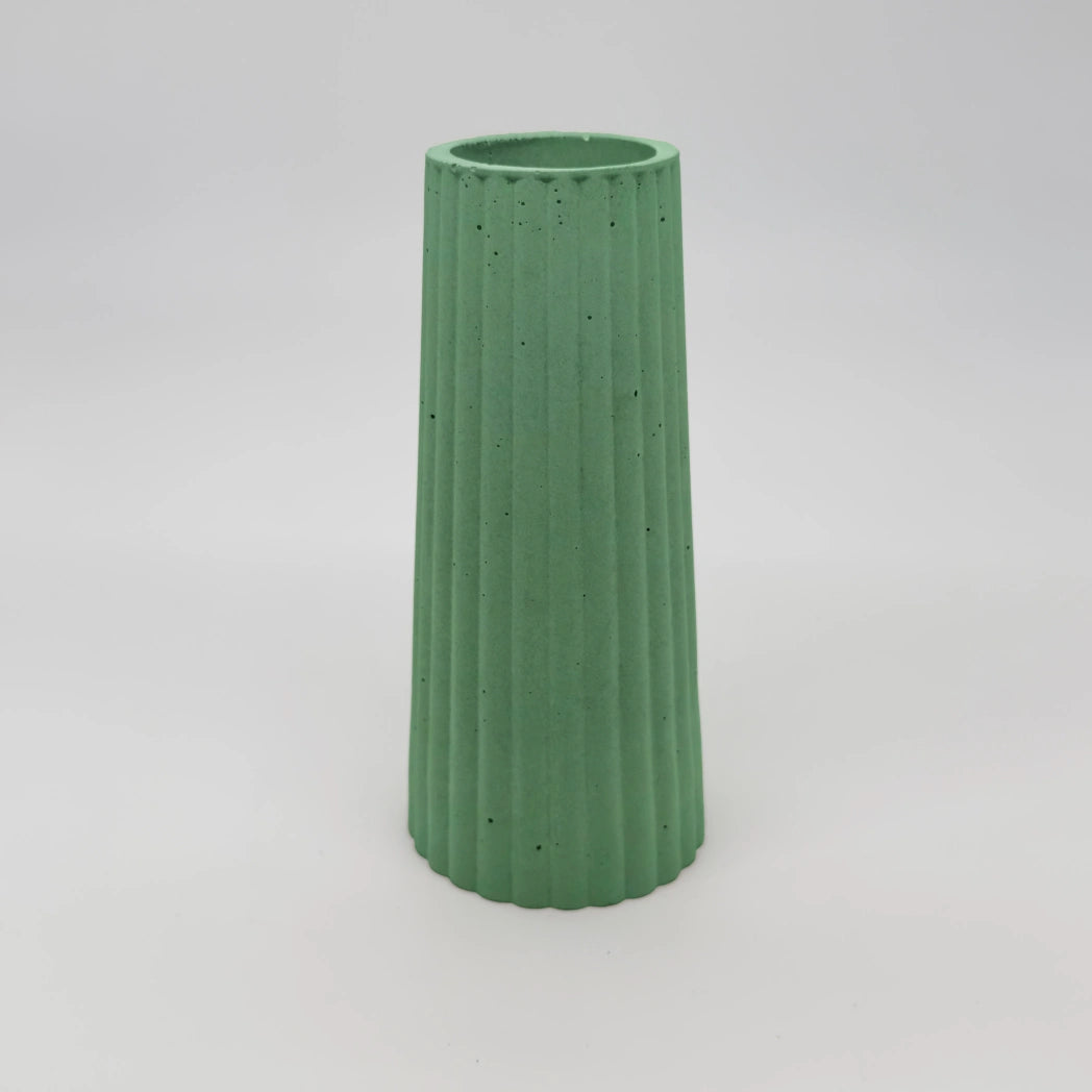 Vasum Váza s vroubky z UHPC betonu kuželová