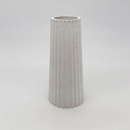 Vasum Váza s vroubky z UHPC betonu kuželová