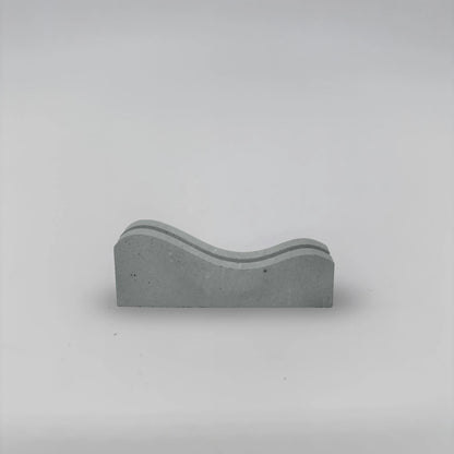 WaveBase multifunkční podstavec a držák zvlněný z betonu